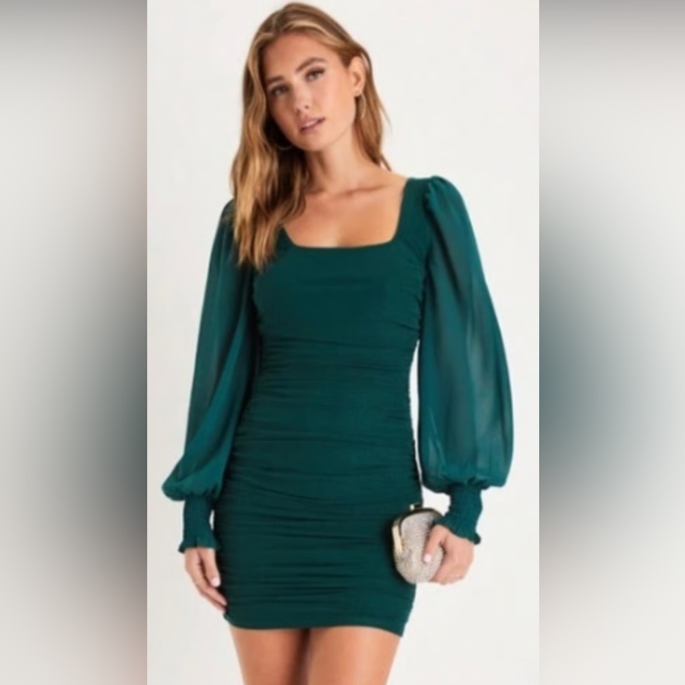 LuLus Long Sleeve Dress
Size XS
Great condition 
Worn once